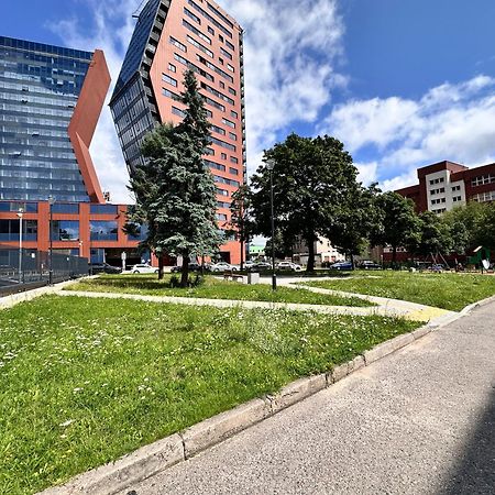 Luxury Klaipėda center apartament with bathtub Bagian luar foto