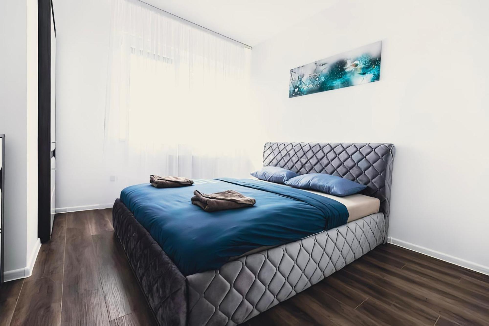 Luxury Klaipėda center apartament with bathtub Bagian luar foto